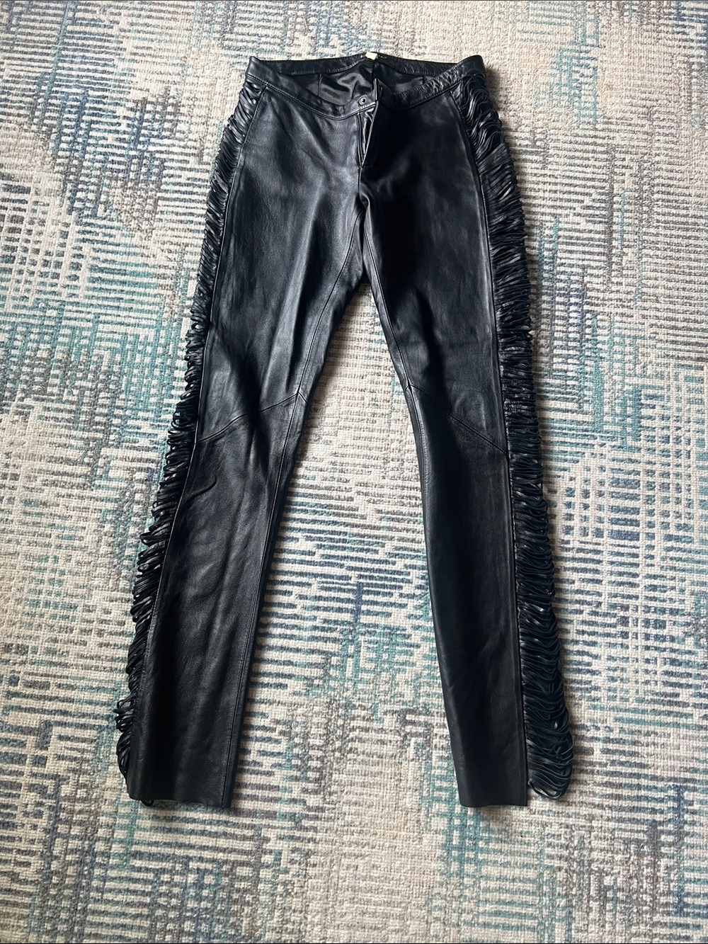 Vintage bebe Y2K Goth Black Leather Slashed Cutout Moto Pants Sz 4